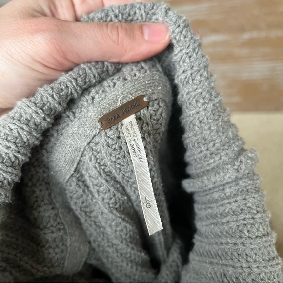 Free People Leo Oversized Tunic Sweater Gray Western Boho Minimalist Womens L - Picture 4 of 7